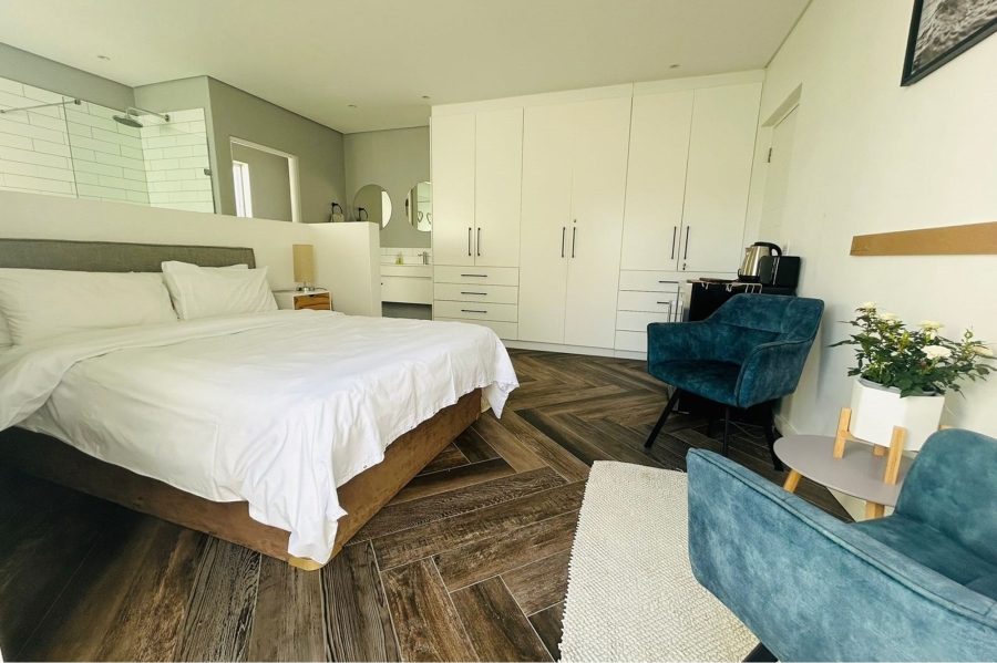 1 Bedroom Property for Sale in Bloubergstrand Western Cape